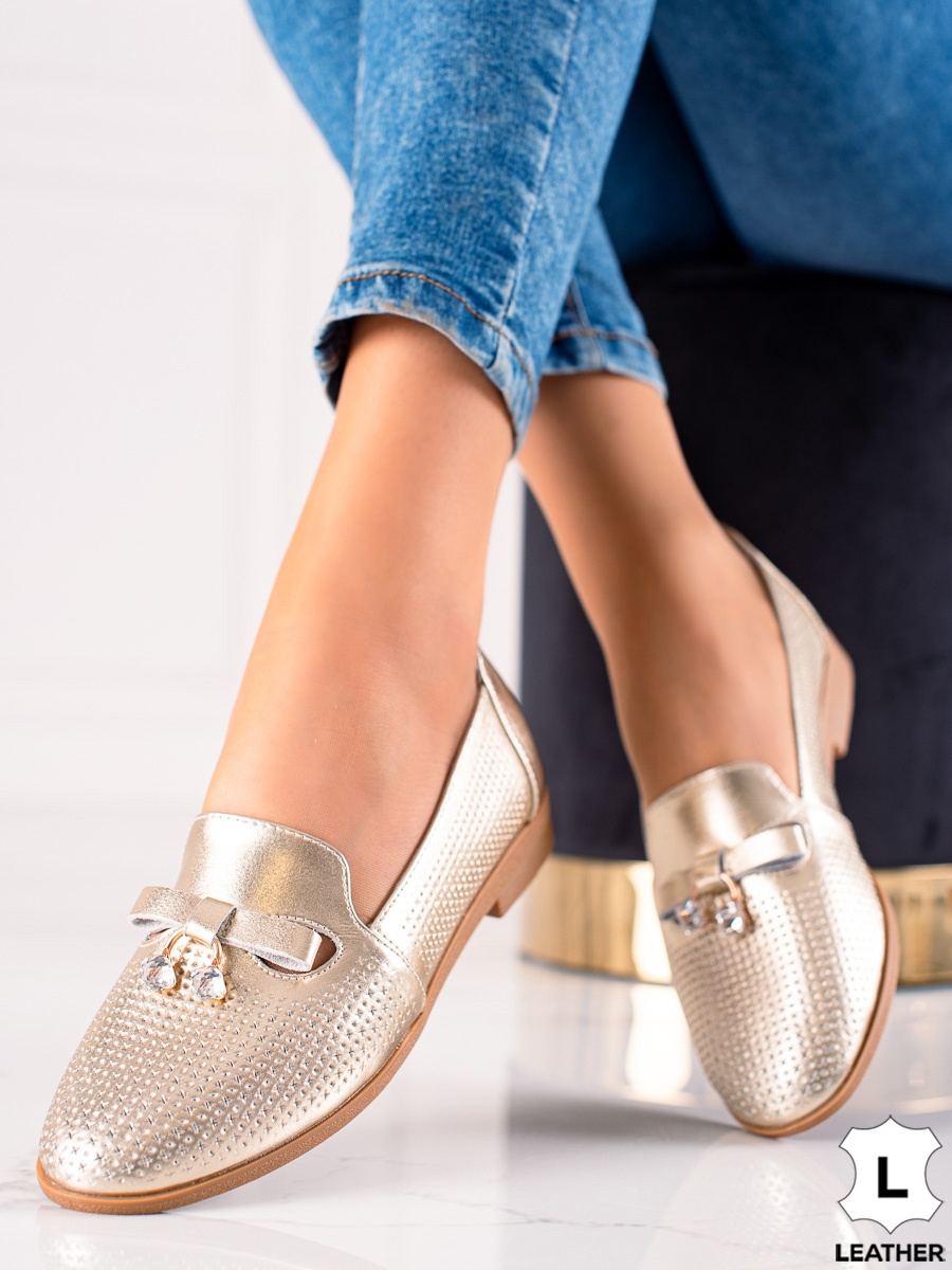 Trendy dámské  mokasíny zlaté na plochém podpatku