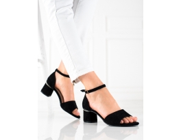 Pohodlné černé dámské  sandály na širokém podpatku