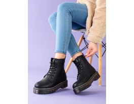 Zajímavé  kotníčkové boty dámské černé bez podpatku