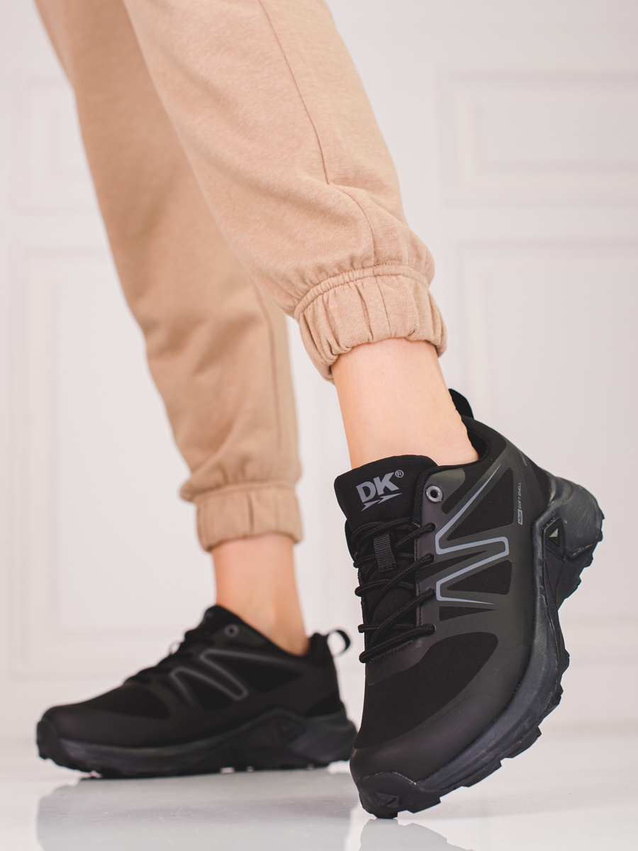 Moderní  trekingové boty dámské černé bez podpatku