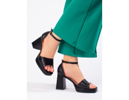 Trendy  sandále  dámske